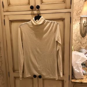 NWT Central Park West silk/cashmere turtle neck